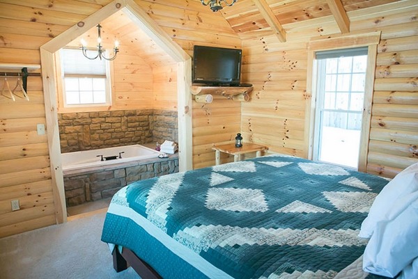 log cabin interior bedroom furniture