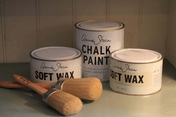 annie-sloan-chalk-paint-kitchen-makeover-ideas-painting-kitchen-cabinets-with-chalk-paint