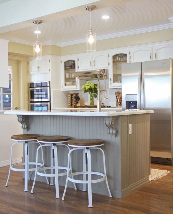 Chalk paint kitchen cabinets - creative kitchen makeover ideas