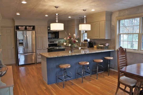chalk-painted-kitchen-cabinets-kitchen-design-ideas-kitchen-renovation 