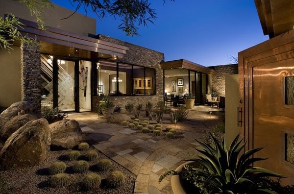 Desert landscaping ideas – basic rules to design a great backyard