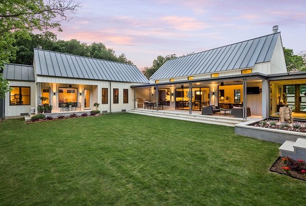 pros cons of metal roofs farmhouse