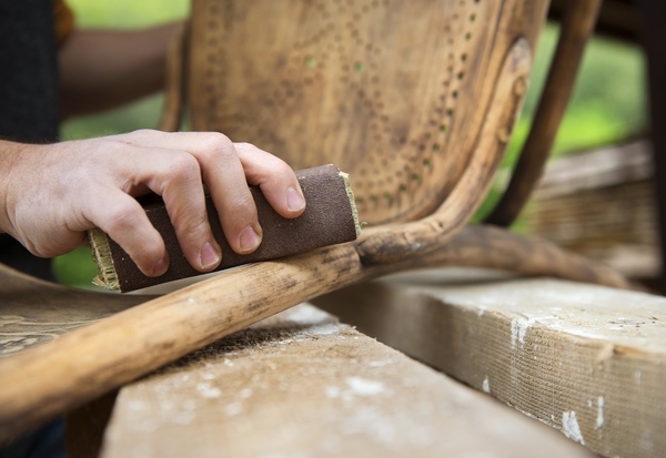 furniture-restoration-ideas-wooden-chair-restoration-sanding