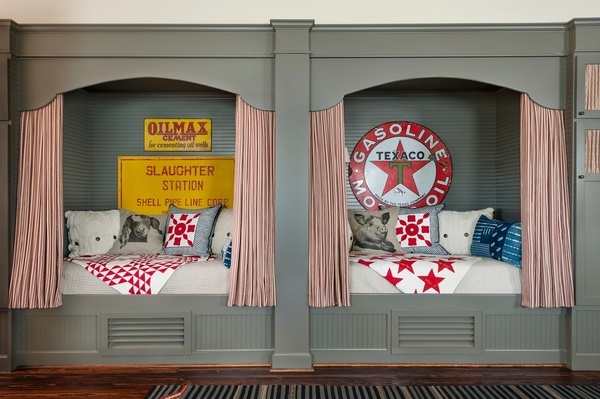 kids-bedroom-ideas-vintage-sings-wall-decorating-ideas