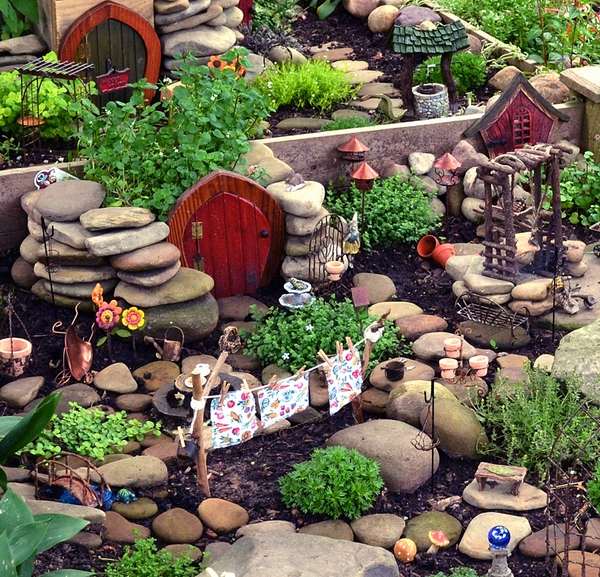 miniature-fairy-garden-plans-fairy-village-design-ideas