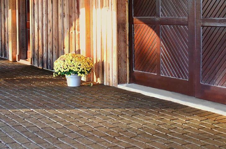 rubber-pavers-rubber-patio-pavers-ideas-recycled-rubber-pavers