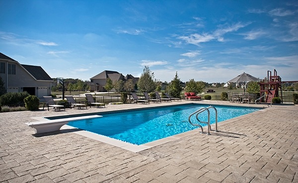 design-stamped-concrete-pool-deck