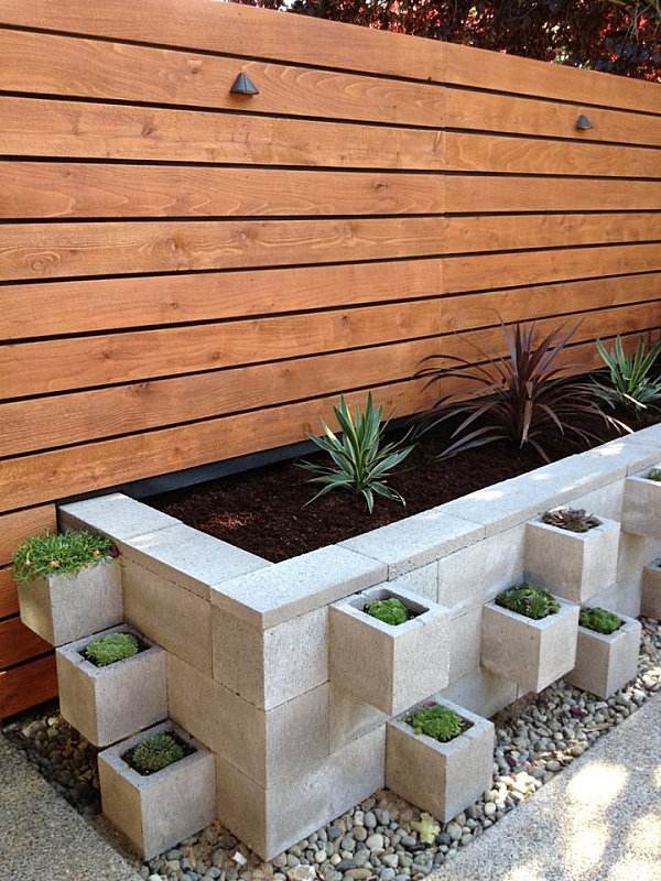 cinder-block-garden-ideas-DIY-flowerbed-modern-patio