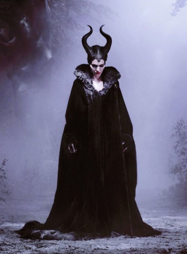 Halloween costumes for women maleficent