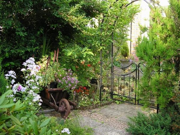 beautiful ideas metal gate wheelbarrow