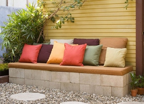 cinder-block-furniture-ideas-DIY-cinder-block-bench-garden-furniture 
