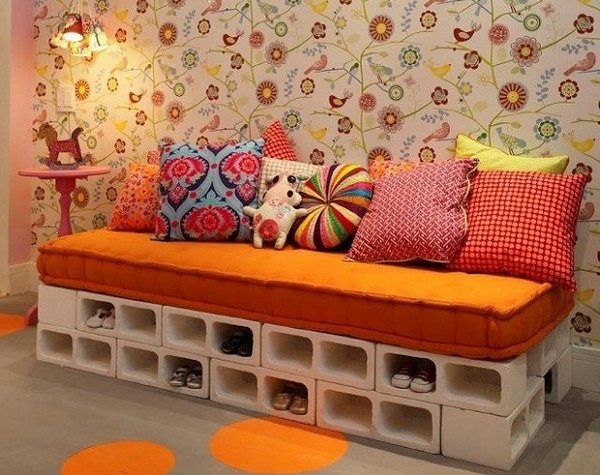 cinder block furniture ideas DIY cinder block sofa bed 