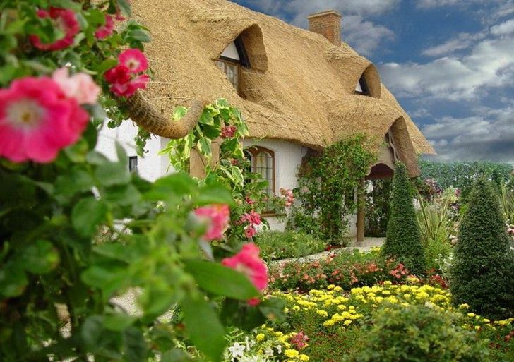 Cottage Gardens The Charming Beauty, English Cottage Outdoor Decor