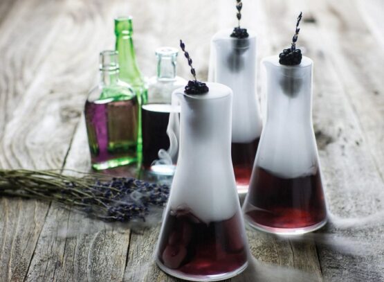 halloween-party-drinking-games-for-adults-smoking-halloween-shots-mr-hyde-cocktail