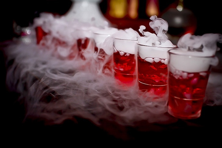 halloween-party-drinking-games-for-adults-smoking-halloween-shots