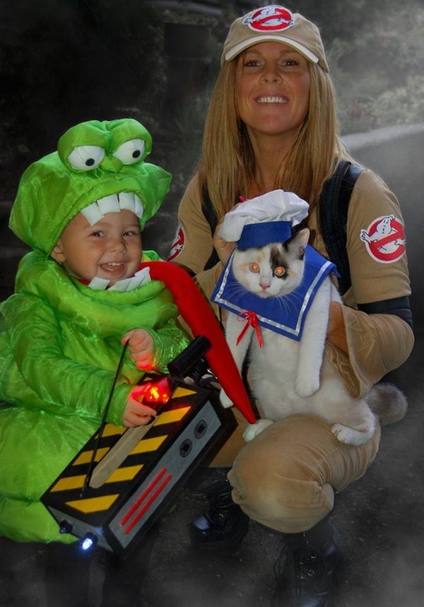 trio-halloween-costumes-ideas ghostbusters non scary halloween costumes