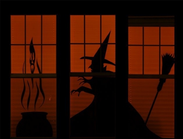 window-Halloween-silhouettes-quick-easy-decoration-ideas witch broom