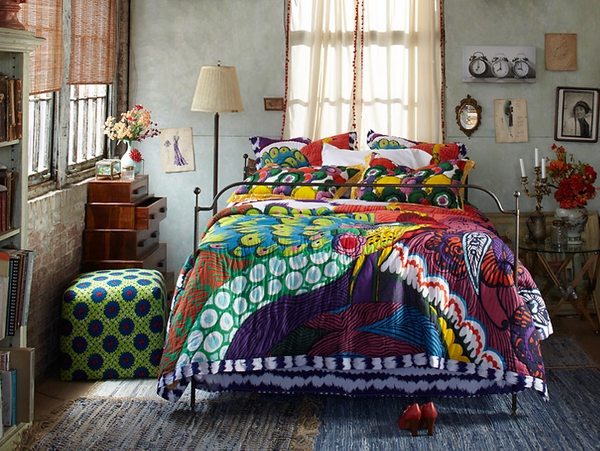 Boho-room-decor-ideas-boho-bedroom-interior-colorful-bedding set
