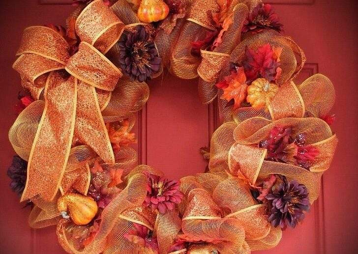 Fall-deco-mesh-wreath-ideas-DIY-front-door-deco-mesh-wreath-craft-ideas