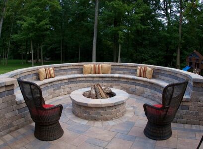 beautiful-cinder-block-fire-pit-design-backyard-landscaping-ideas-patio-paving-ideas