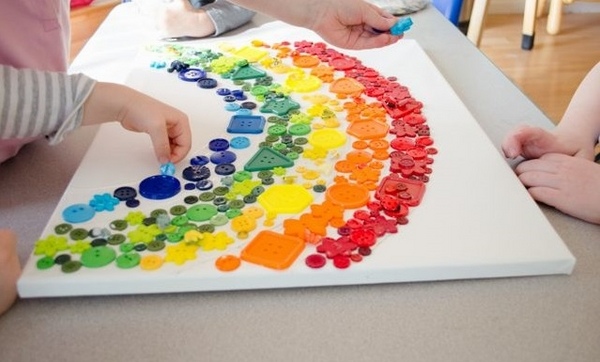 kids craft projects with buttons rainbow