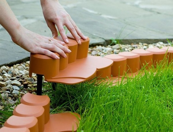 garden-edging-ideas-DIY-garden-edges-plastic-edges 