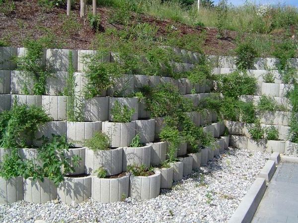 retaining wall cinder block affordable 