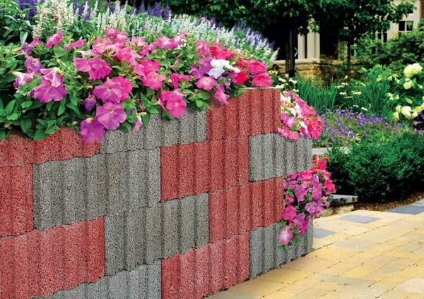 retaining wall ideas cinder blocks gray red garden decorating