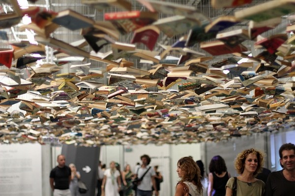 ceiling-design-ideas-books-installation-decor-unusual-materials
