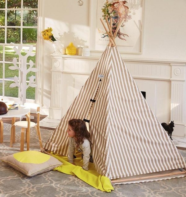 kids teepees tents DIY ideas striped pattern cool playroom ideas