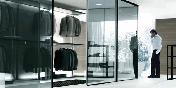 minimalist-closet-design-ideas-glass-sliding-doors