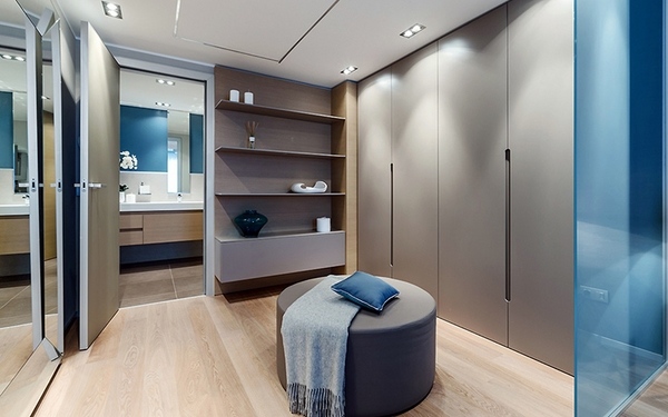 minimalist-closet-furniture-ideas-shelves-ottoman-walk-in-closet 