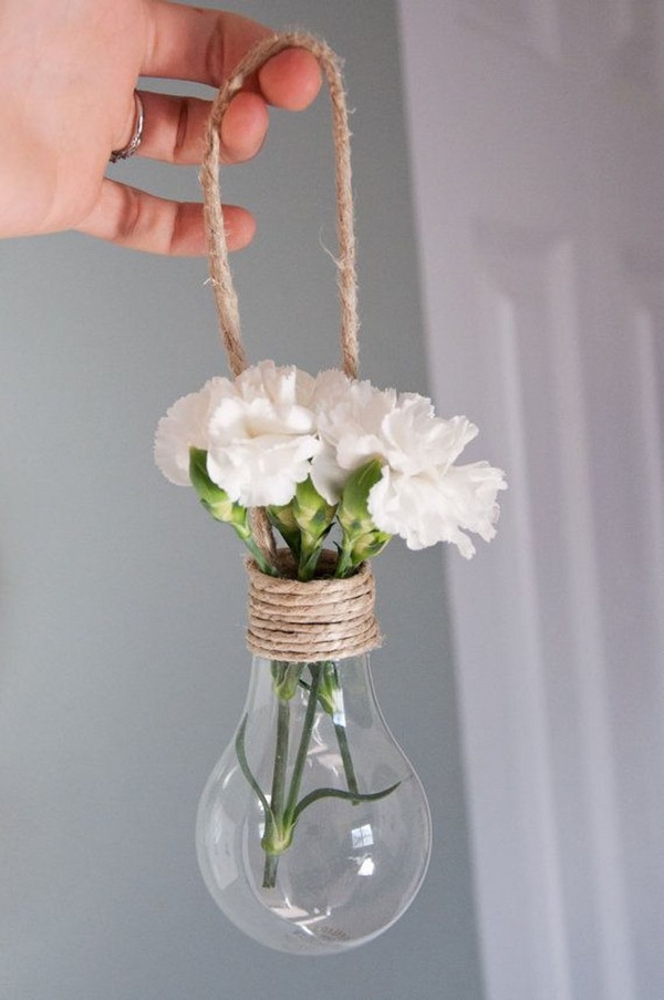 rope-crafts-ideas-diy-hanging-vase-light-bulb-rope-cool-upcycling-ideas