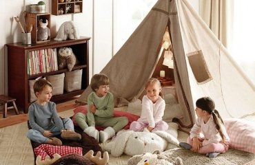 teepee-for-kids-DIY-play-teepee-tent-for-kids-playroom-ideas-kids-activities-ideas