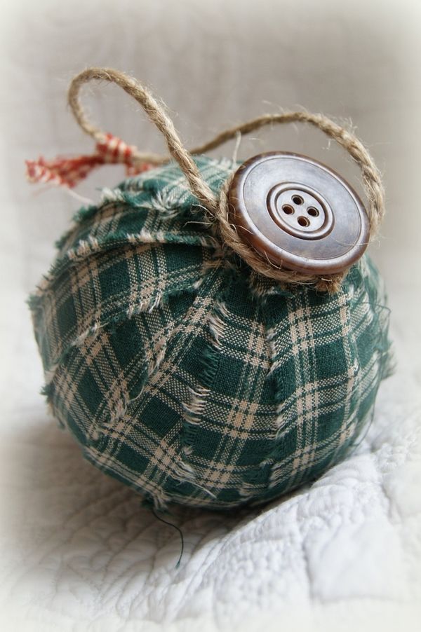 button crafts rag wrapped balls