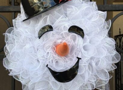 snowman-wreath-ideas-how-to-make-deco-mesh-snowman-wreath