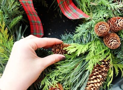 winter-wreaths-for-front-door-diy-christmas-wreath-ideas