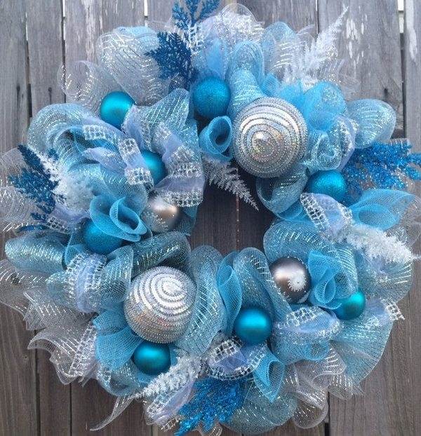 wonderland decoration blue white 