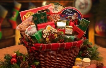christmas-basket-ideas-diy-christmas-gift-ideas-christmas-gift-basket-ideas-holiday-basket