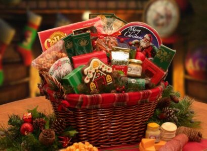 christmas-basket-ideas-diy-christmas-gift-ideas-christmas-gift-basket-ideas-holiday-basket