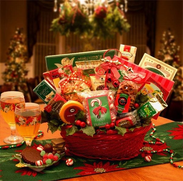 christmas basket ideas diy chrsitmas gift basket sweets