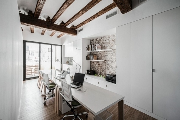 home office design exposed ceiling beams white furniture