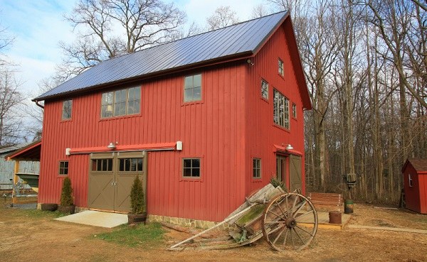 pole farmhouse exterior