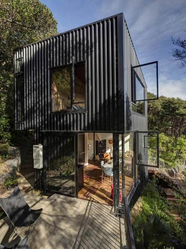 contemporary house siding