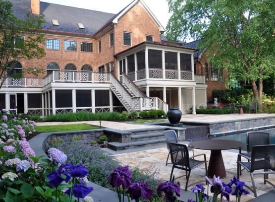 deck-balusters-deck-railings-exterior-design-backyard-landscape-ideas