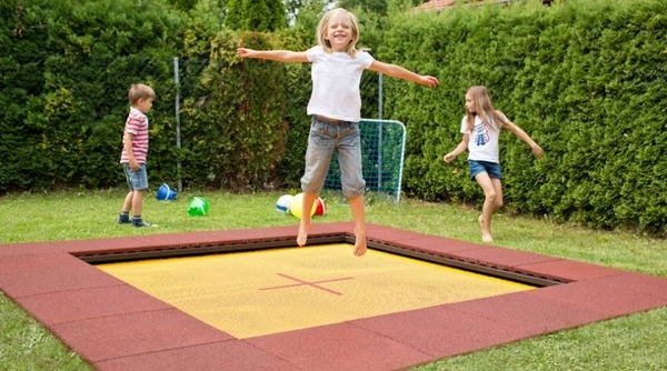 backyard ideas trampoline safety