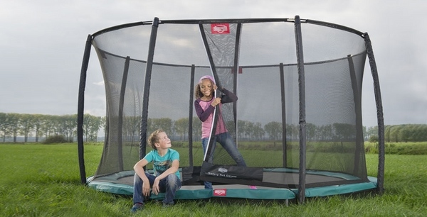 how to install an in ground trampoline safety net 
