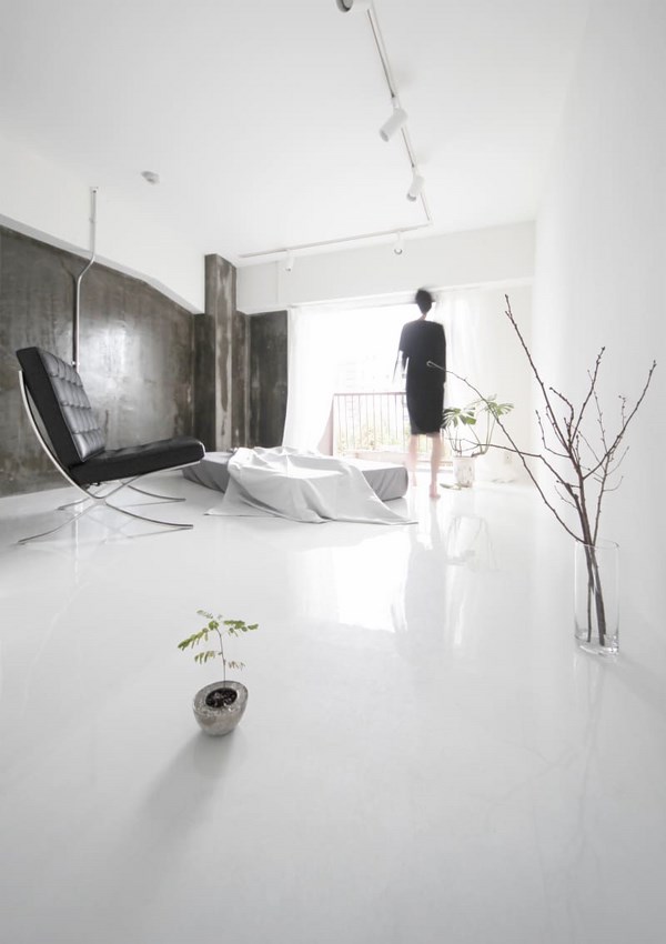 jun murata minimalist interior design renovation accent wall