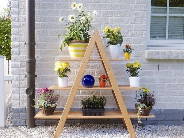 DIY wooden ladder flower shelves