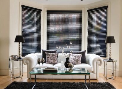 bay-window-blinds-ideas-attractive-blinds-modern-living-room-black-vinyl-blinds